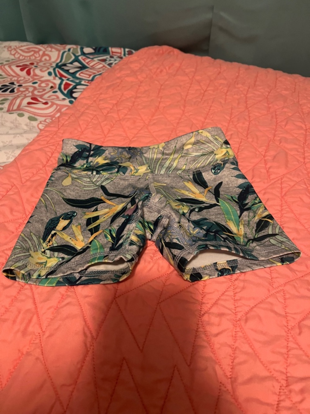 Old Navy Gray Tropical Print Kids Shorts with Green & Yellow Leaves